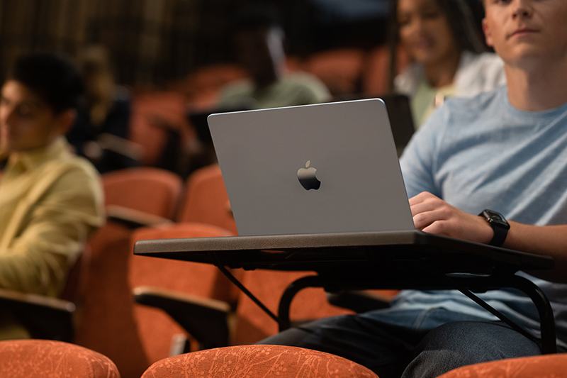 Mac en l'educació superior: És realment una inversió intel·ligent?